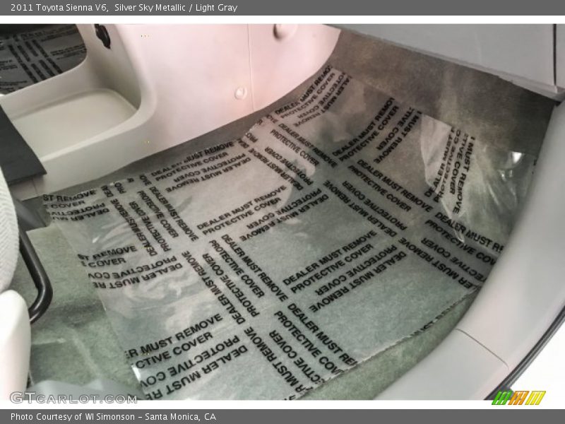 Silver Sky Metallic / Light Gray 2011 Toyota Sienna V6