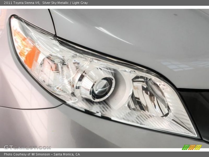 Silver Sky Metallic / Light Gray 2011 Toyota Sienna V6