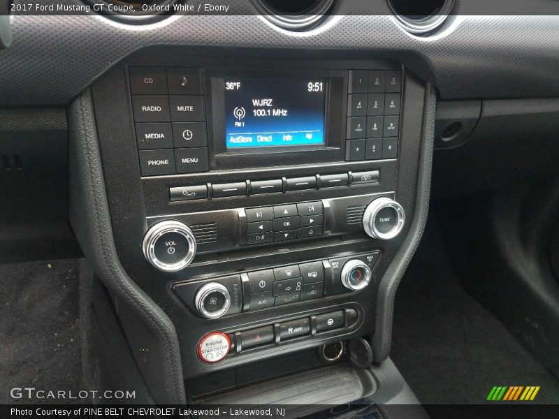 Oxford White / Ebony 2017 Ford Mustang GT Coupe