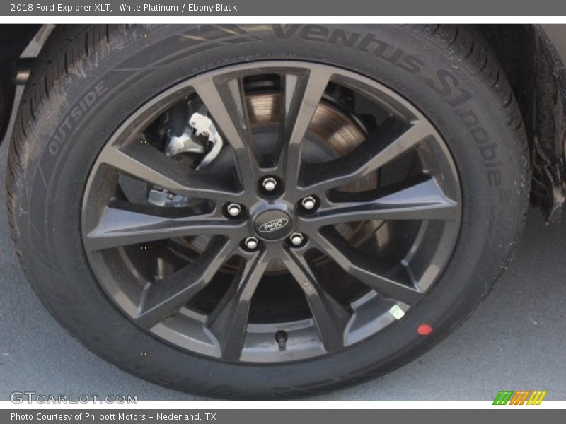 White Platinum / Ebony Black 2018 Ford Explorer XLT