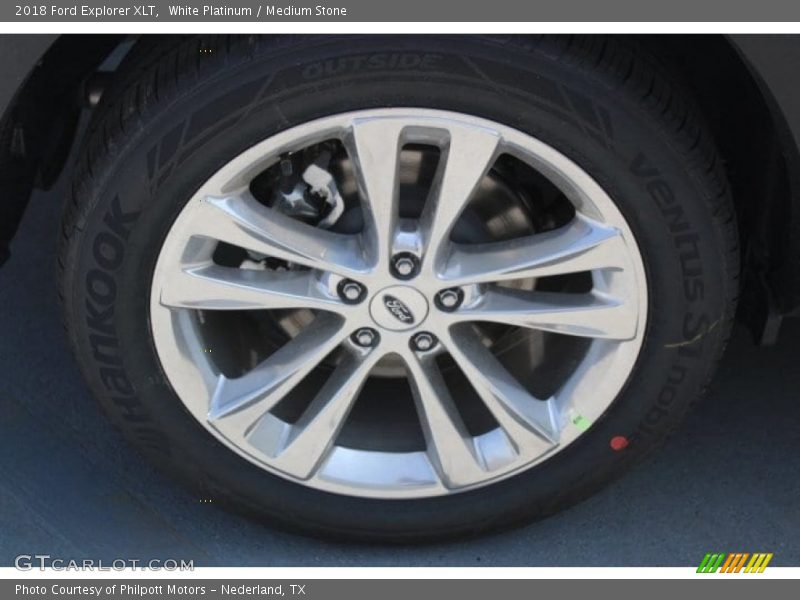 White Platinum / Medium Stone 2018 Ford Explorer XLT