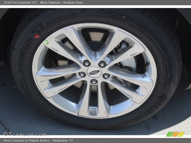 White Platinum / Medium Stone 2018 Ford Explorer XLT