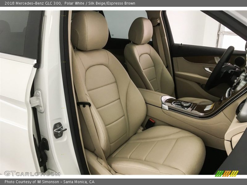 Polar White / Silk Beige/Espresso Brown 2018 Mercedes-Benz GLC 300