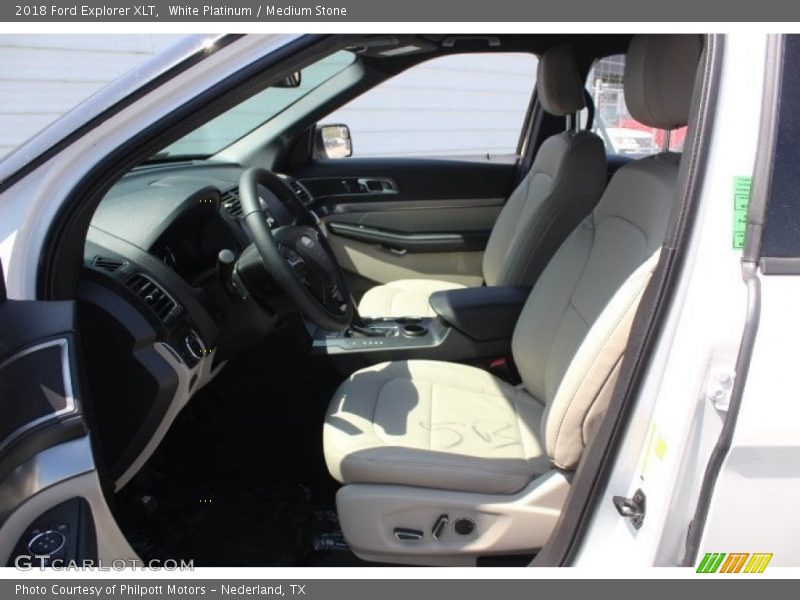 White Platinum / Medium Stone 2018 Ford Explorer XLT