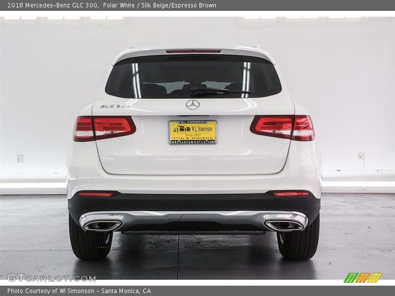 Polar White / Silk Beige/Espresso Brown 2018 Mercedes-Benz GLC 300