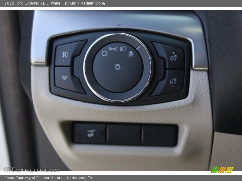 White Platinum / Medium Stone 2018 Ford Explorer XLT