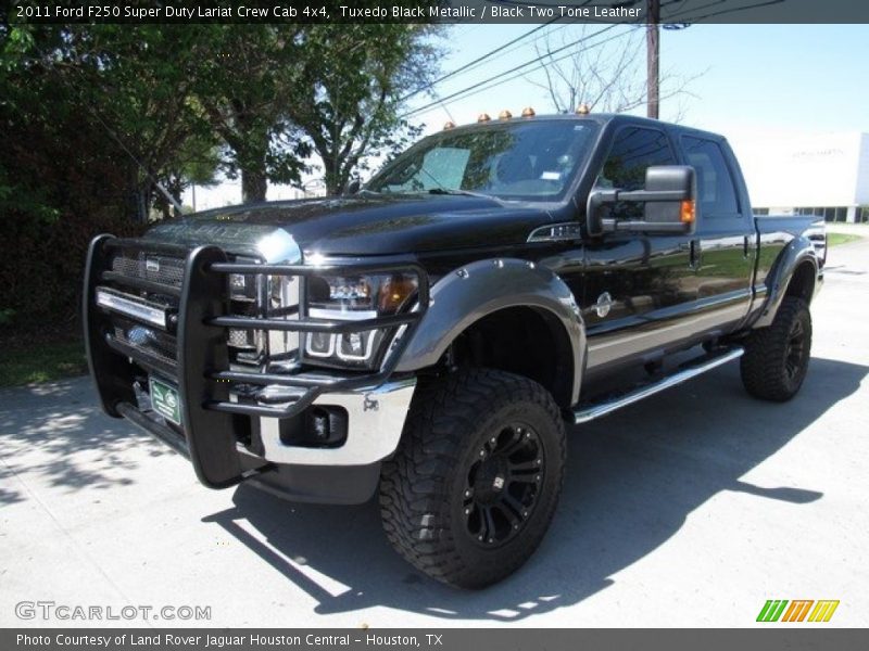 Tuxedo Black Metallic / Black Two Tone Leather 2011 Ford F250 Super Duty Lariat Crew Cab 4x4