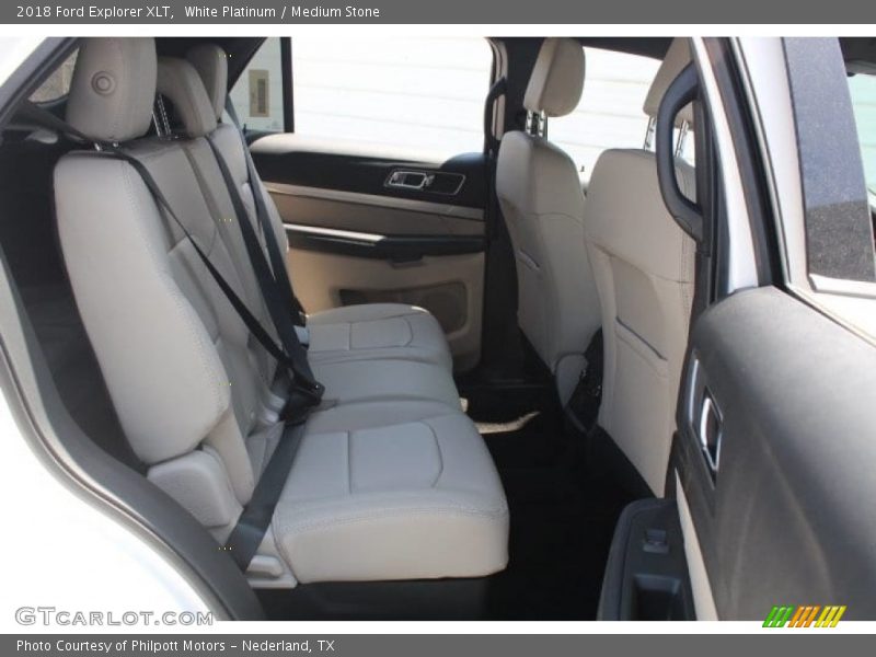 White Platinum / Medium Stone 2018 Ford Explorer XLT