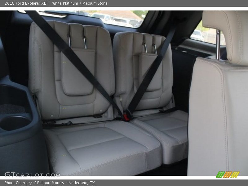 White Platinum / Medium Stone 2018 Ford Explorer XLT