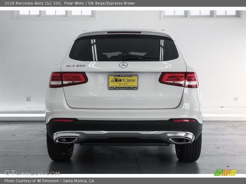 Polar White / Silk Beige/Espresso Brown 2018 Mercedes-Benz GLC 300