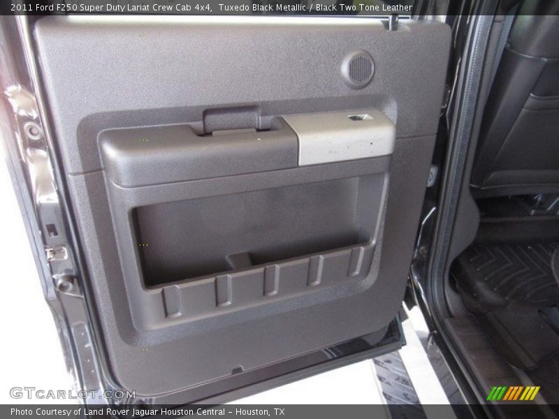 Tuxedo Black Metallic / Black Two Tone Leather 2011 Ford F250 Super Duty Lariat Crew Cab 4x4