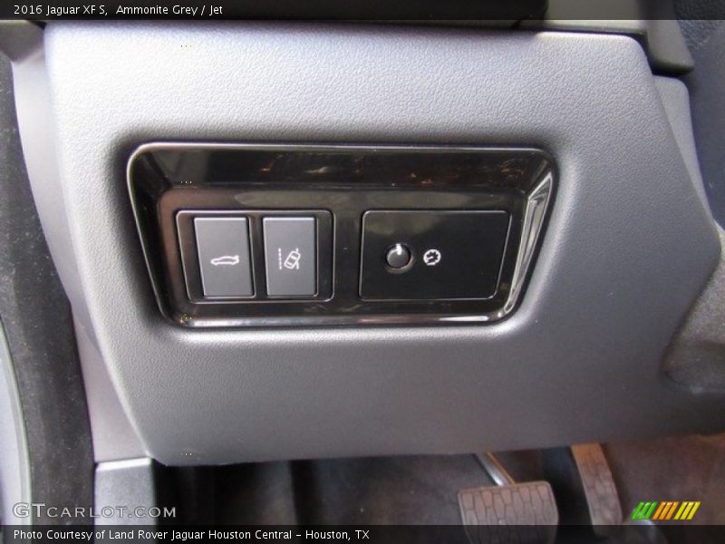 Ammonite Grey / Jet 2016 Jaguar XF S