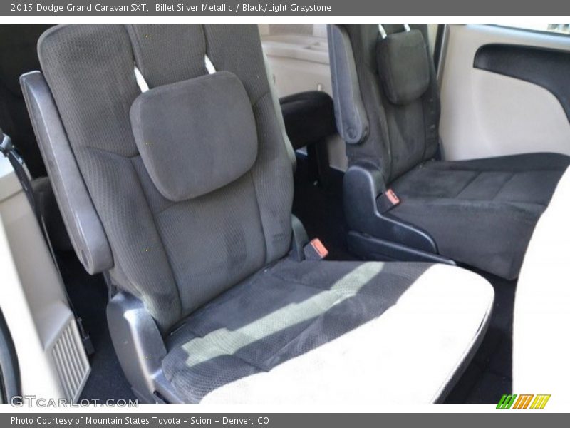 Billet Silver Metallic / Black/Light Graystone 2015 Dodge Grand Caravan SXT