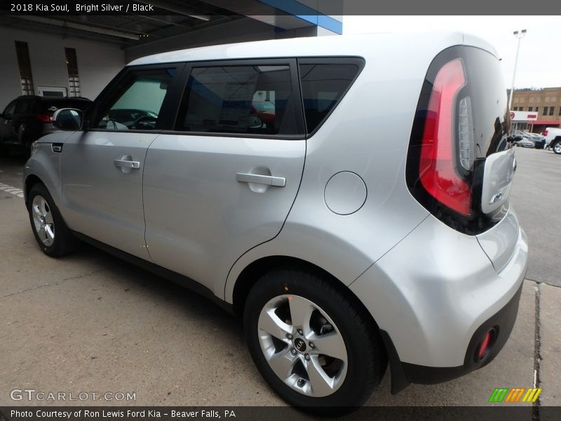 Bright Silver / Black 2018 Kia Soul