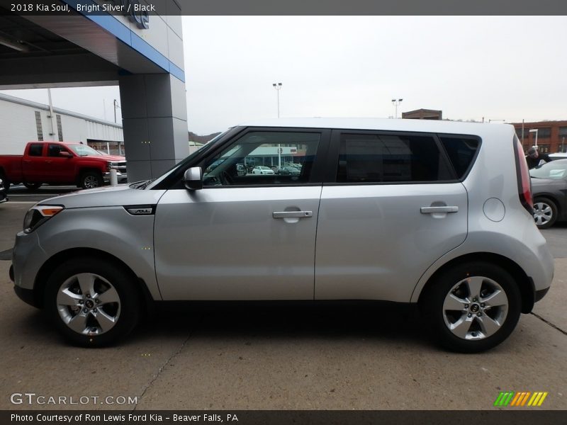 Bright Silver / Black 2018 Kia Soul