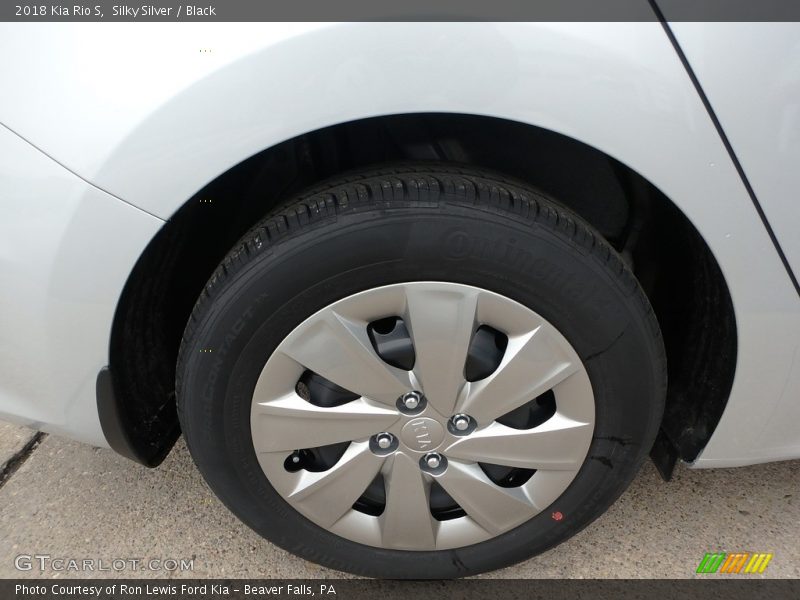 Silky Silver / Black 2018 Kia Rio S