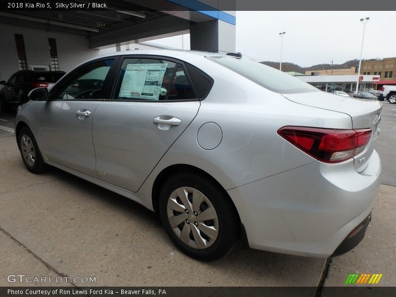 Silky Silver / Black 2018 Kia Rio S