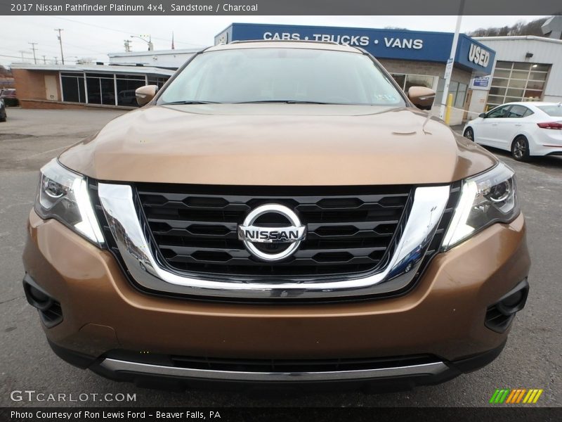 Sandstone / Charcoal 2017 Nissan Pathfinder Platinum 4x4