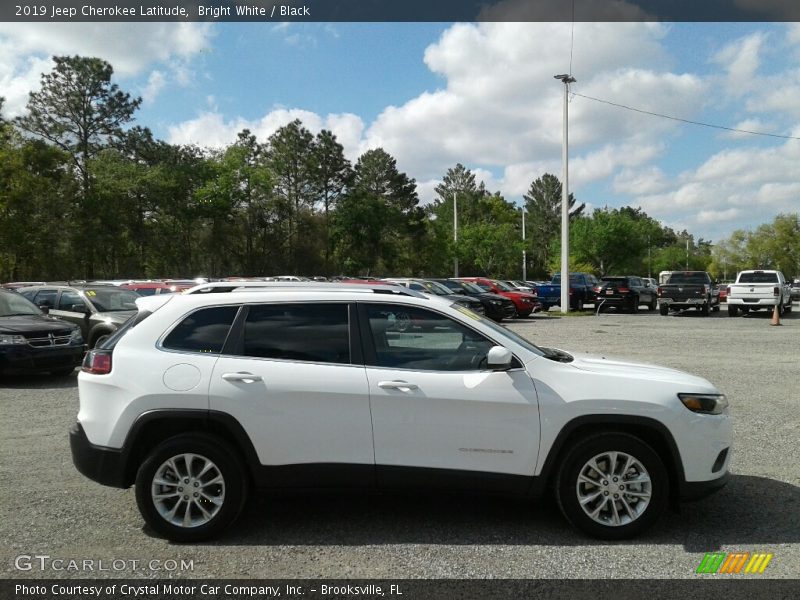 Bright White / Black 2019 Jeep Cherokee Latitude