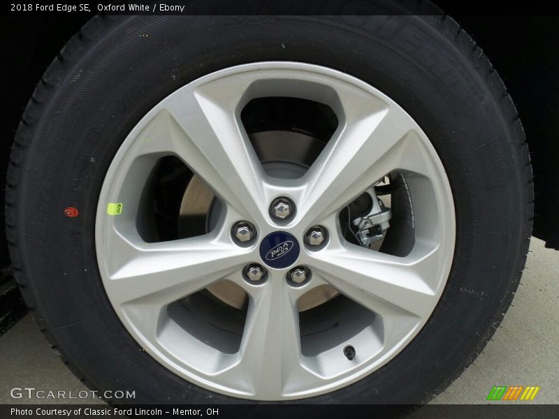 Oxford White / Ebony 2018 Ford Edge SE