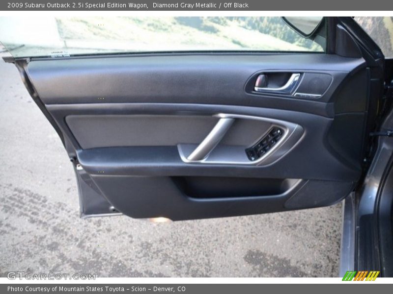 Diamond Gray Metallic / Off Black 2009 Subaru Outback 2.5i Special Edition Wagon