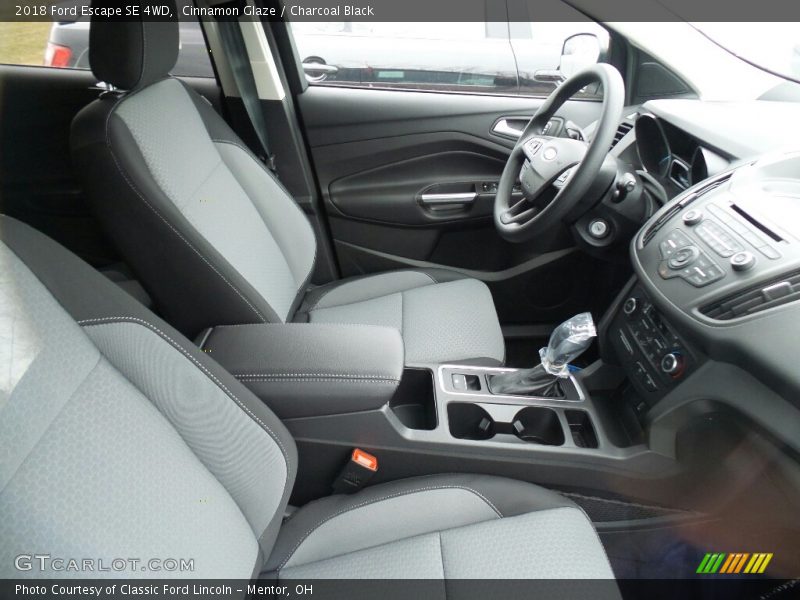 Cinnamon Glaze / Charcoal Black 2018 Ford Escape SE 4WD