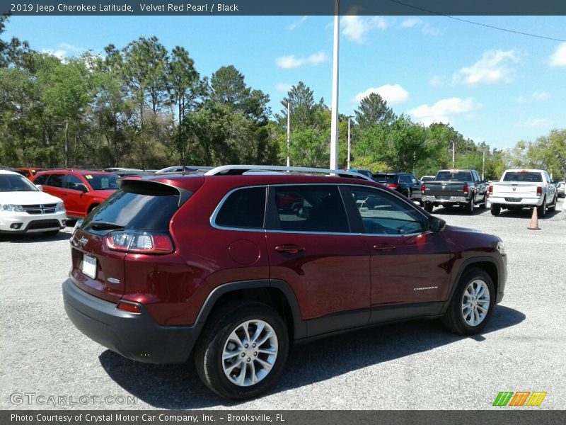Velvet Red Pearl / Black 2019 Jeep Cherokee Latitude