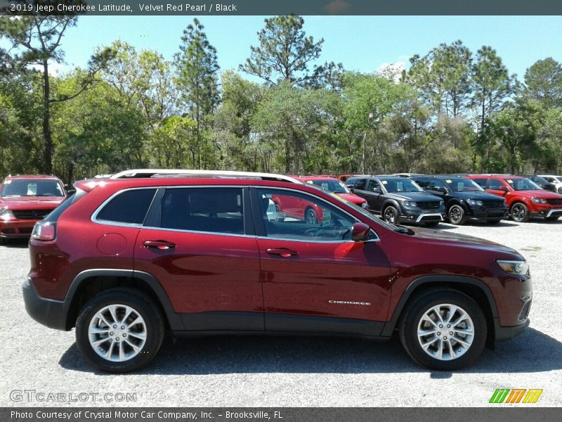 Velvet Red Pearl / Black 2019 Jeep Cherokee Latitude