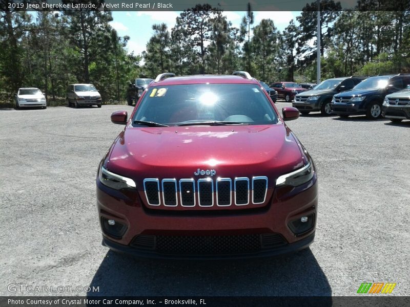 Velvet Red Pearl / Black 2019 Jeep Cherokee Latitude