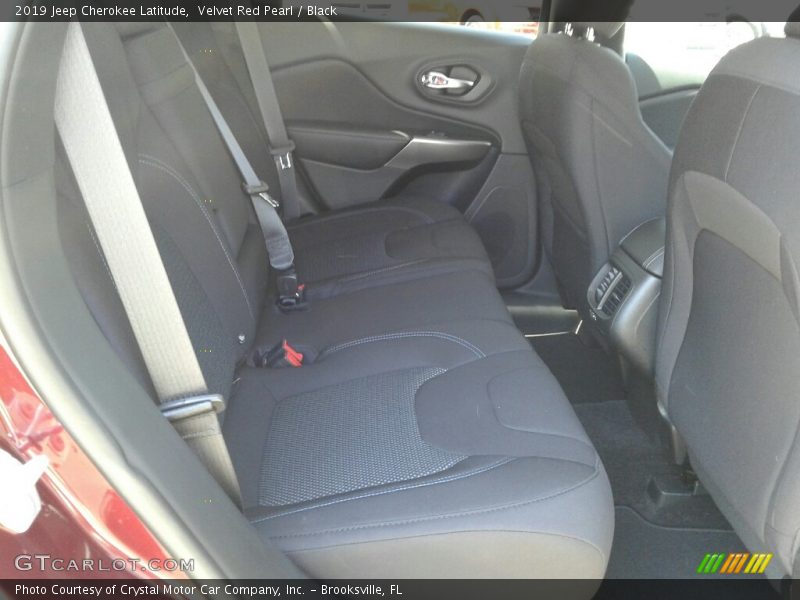 Velvet Red Pearl / Black 2019 Jeep Cherokee Latitude