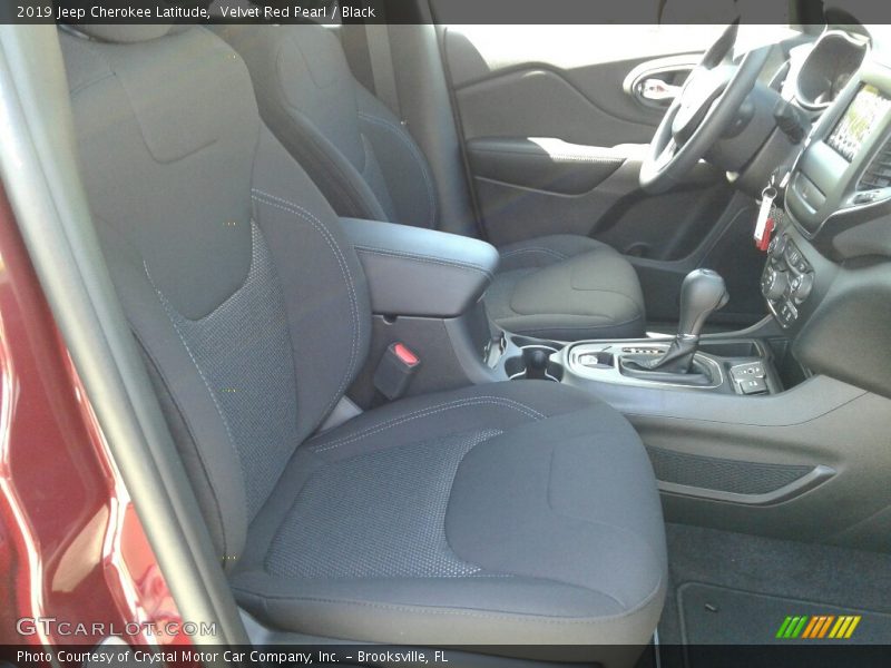 Velvet Red Pearl / Black 2019 Jeep Cherokee Latitude