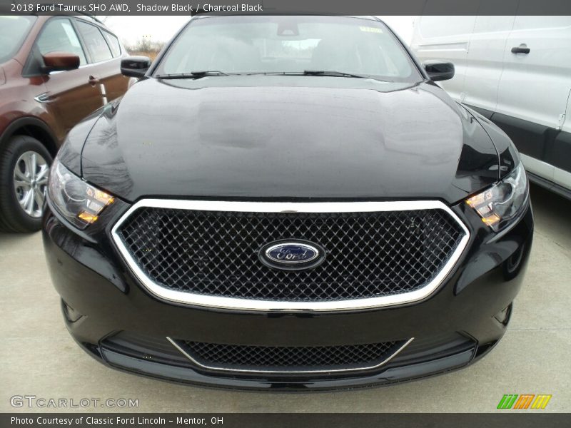 Shadow Black / Charcoal Black 2018 Ford Taurus SHO AWD