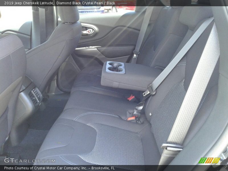 Diamond Black Crystal Pearl / Black 2019 Jeep Cherokee Latitude