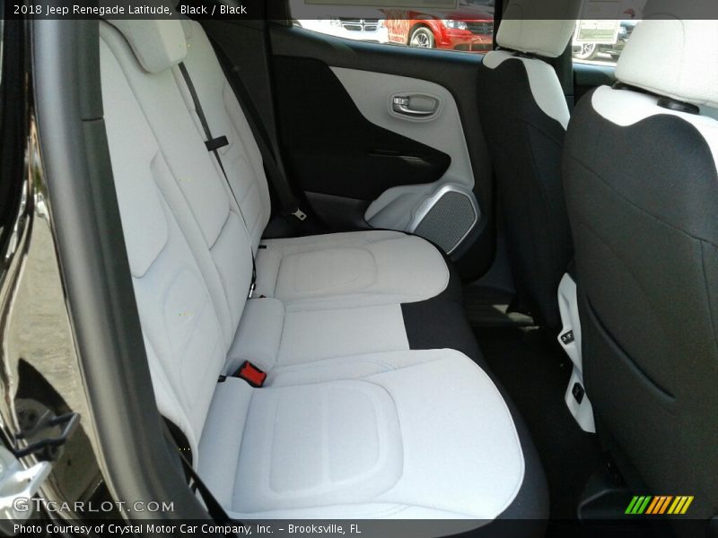 Black / Black 2018 Jeep Renegade Latitude