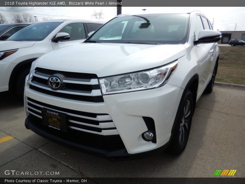 Blizzard White Pearl / Almond 2018 Toyota Highlander XLE AWD