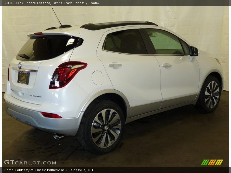 White Frost Tricoat / Ebony 2018 Buick Encore Essence