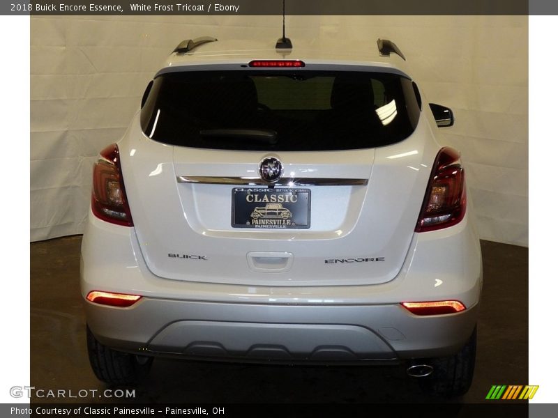 White Frost Tricoat / Ebony 2018 Buick Encore Essence