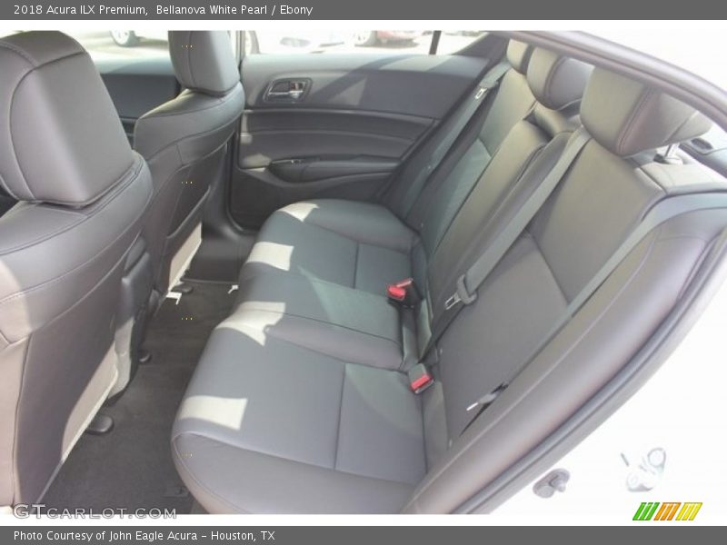 Bellanova White Pearl / Ebony 2018 Acura ILX Premium