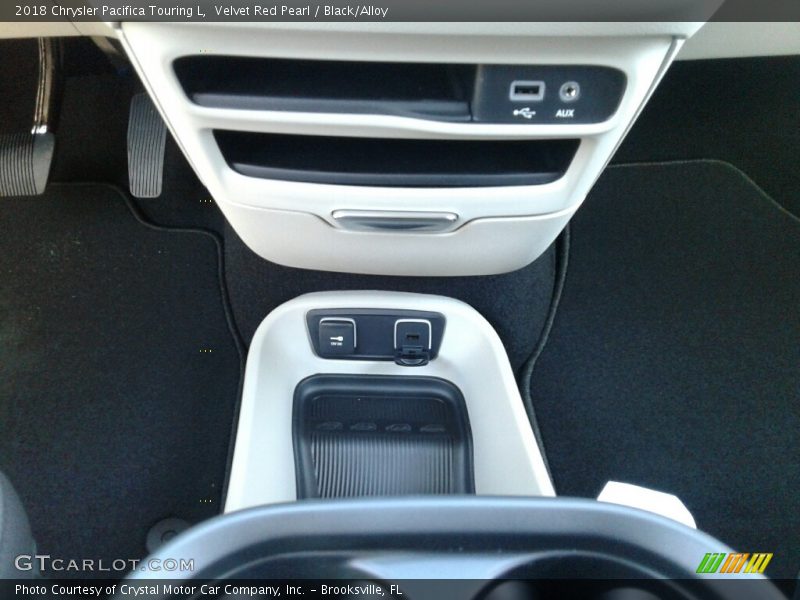 Velvet Red Pearl / Black/Alloy 2018 Chrysler Pacifica Touring L