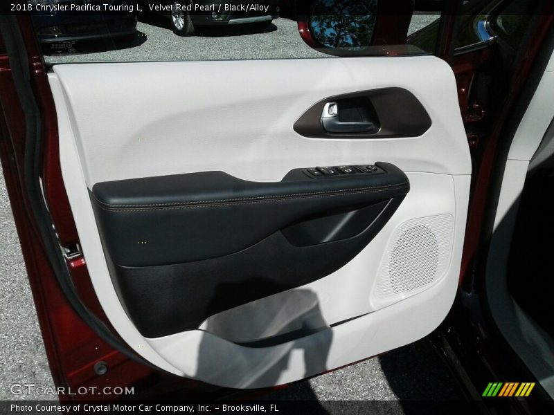Velvet Red Pearl / Black/Alloy 2018 Chrysler Pacifica Touring L