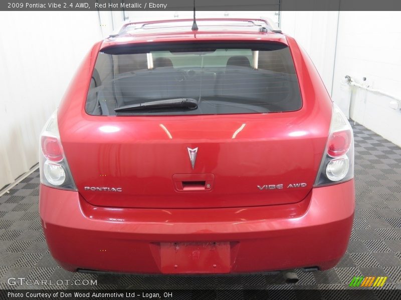 Red Hot Metallic / Ebony 2009 Pontiac Vibe 2.4 AWD