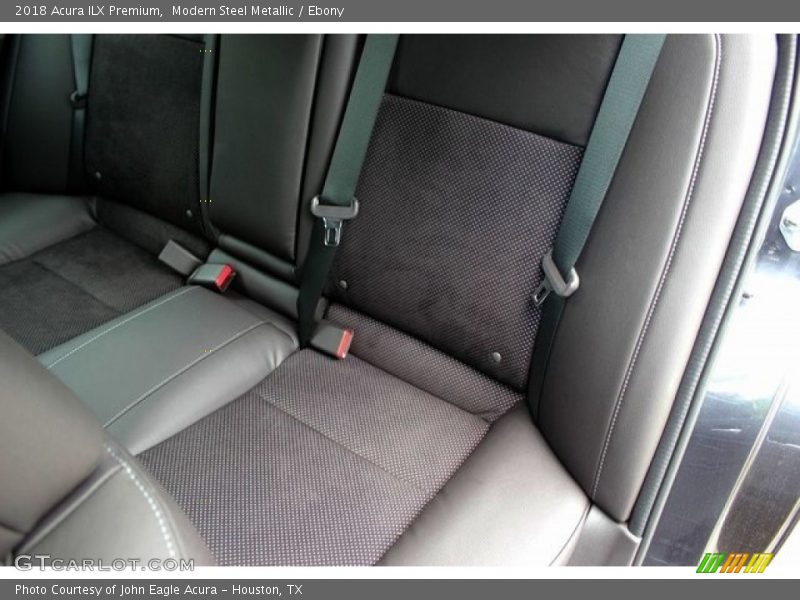 Modern Steel Metallic / Ebony 2018 Acura ILX Premium