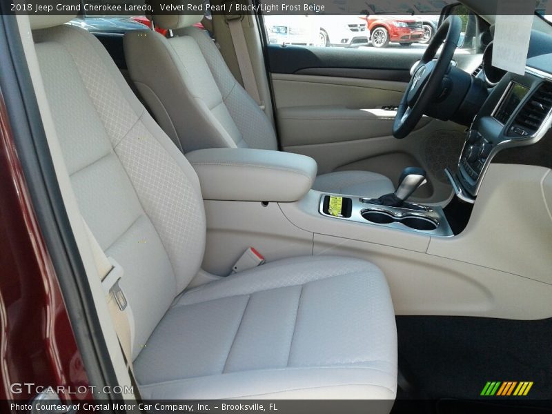 Velvet Red Pearl / Black/Light Frost Beige 2018 Jeep Grand Cherokee Laredo
