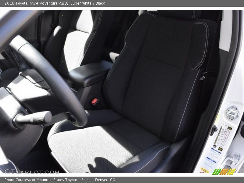 Super White / Black 2018 Toyota RAV4 Adventure AWD
