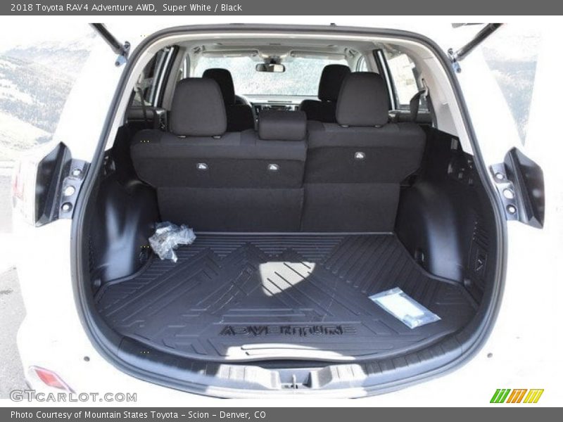 Super White / Black 2018 Toyota RAV4 Adventure AWD