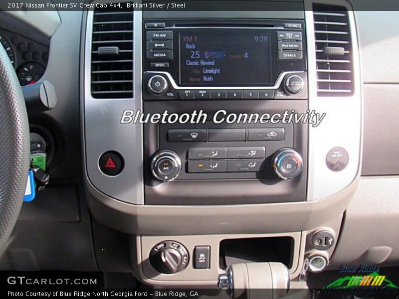 Brilliant Silver / Steel 2017 Nissan Frontier SV Crew Cab 4x4