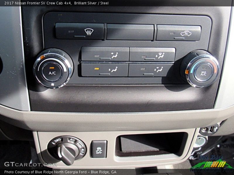Brilliant Silver / Steel 2017 Nissan Frontier SV Crew Cab 4x4