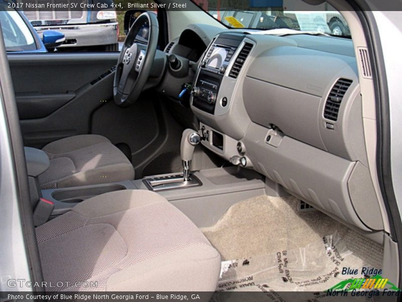 Brilliant Silver / Steel 2017 Nissan Frontier SV Crew Cab 4x4