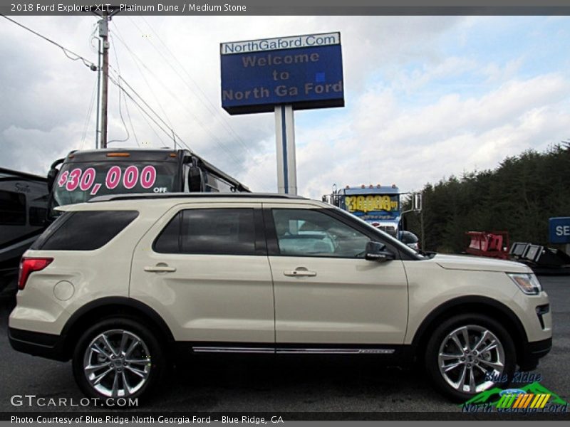Platinum Dune / Medium Stone 2018 Ford Explorer XLT