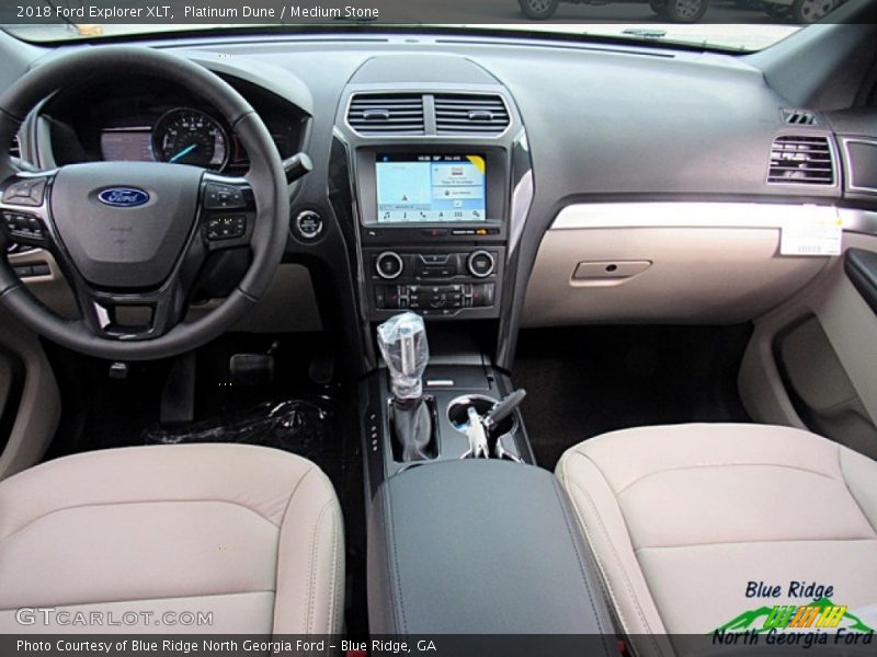 Platinum Dune / Medium Stone 2018 Ford Explorer XLT